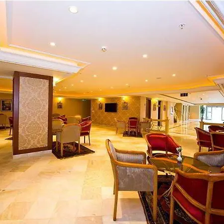 أسكوك فندق 4*
