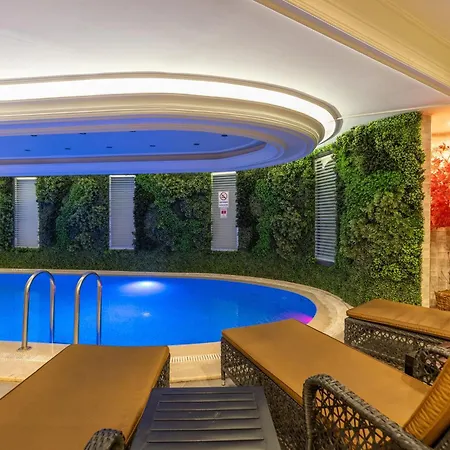 أسكوك فندق 4*