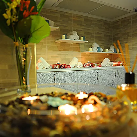 Askoc & Hotel 3*