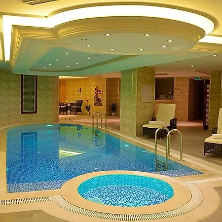 Askoc & Hotel 3*