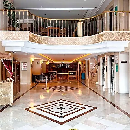Askoc & 3* Istanbul