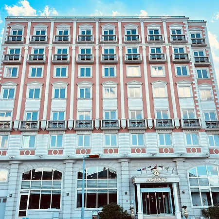 Askoc & Hotel 3*