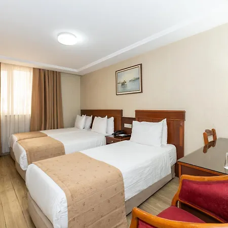 Отель Askoc & 3*