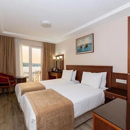 Отель Askoc & 3*